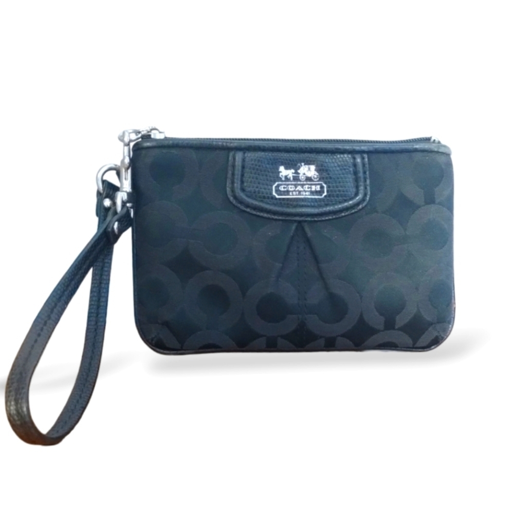 Coach Signature Collection Madison Small Wristlet OP Art Print